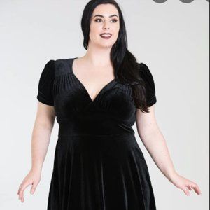 Velvet Black Short Sleeve Hell Bunny Dress